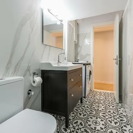 Splash Of Glam Ii 10 Steps From Acropolis Apartamento Atenas